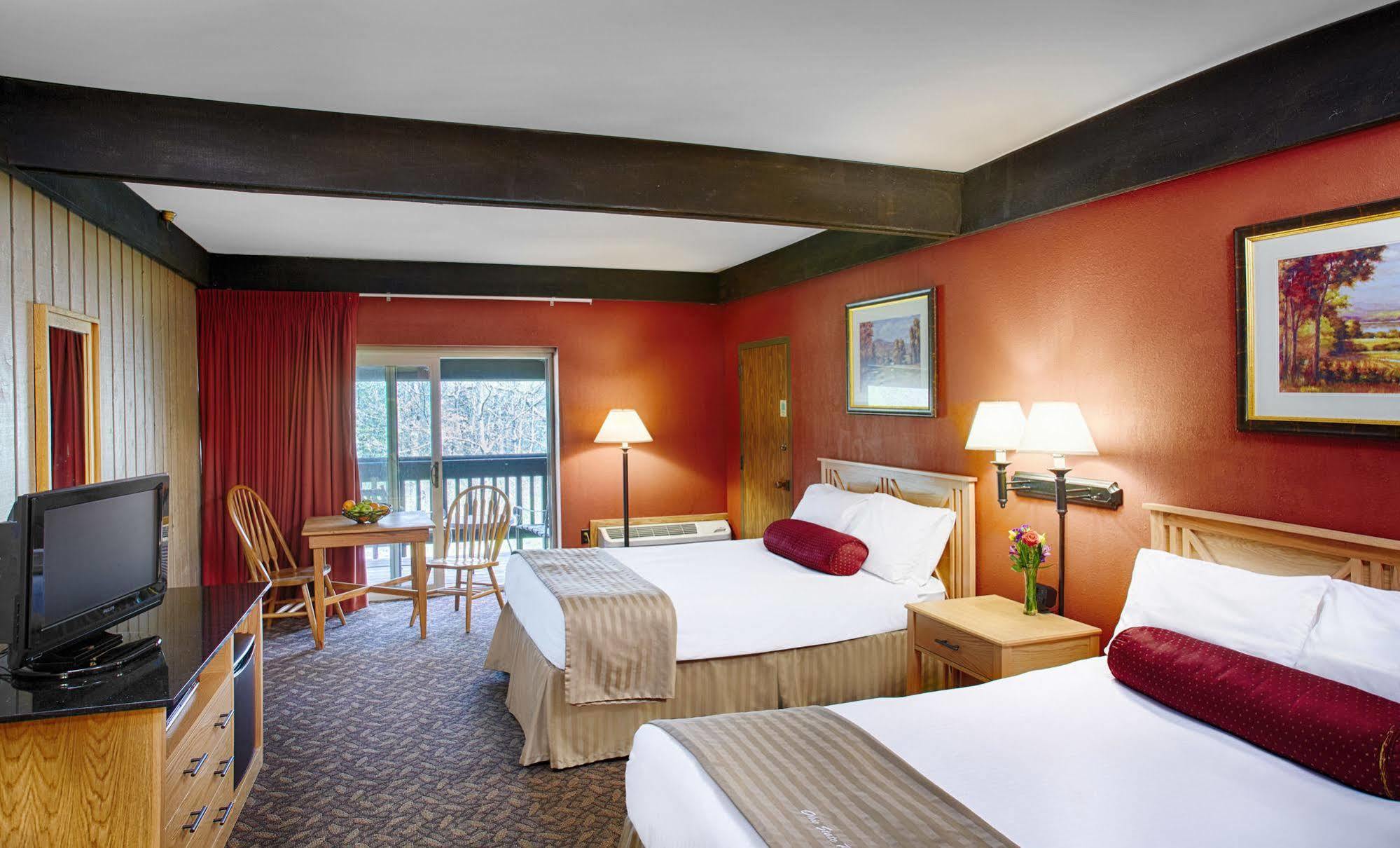 Mohican Lodge And Conference Center Perrysville 외부 사진