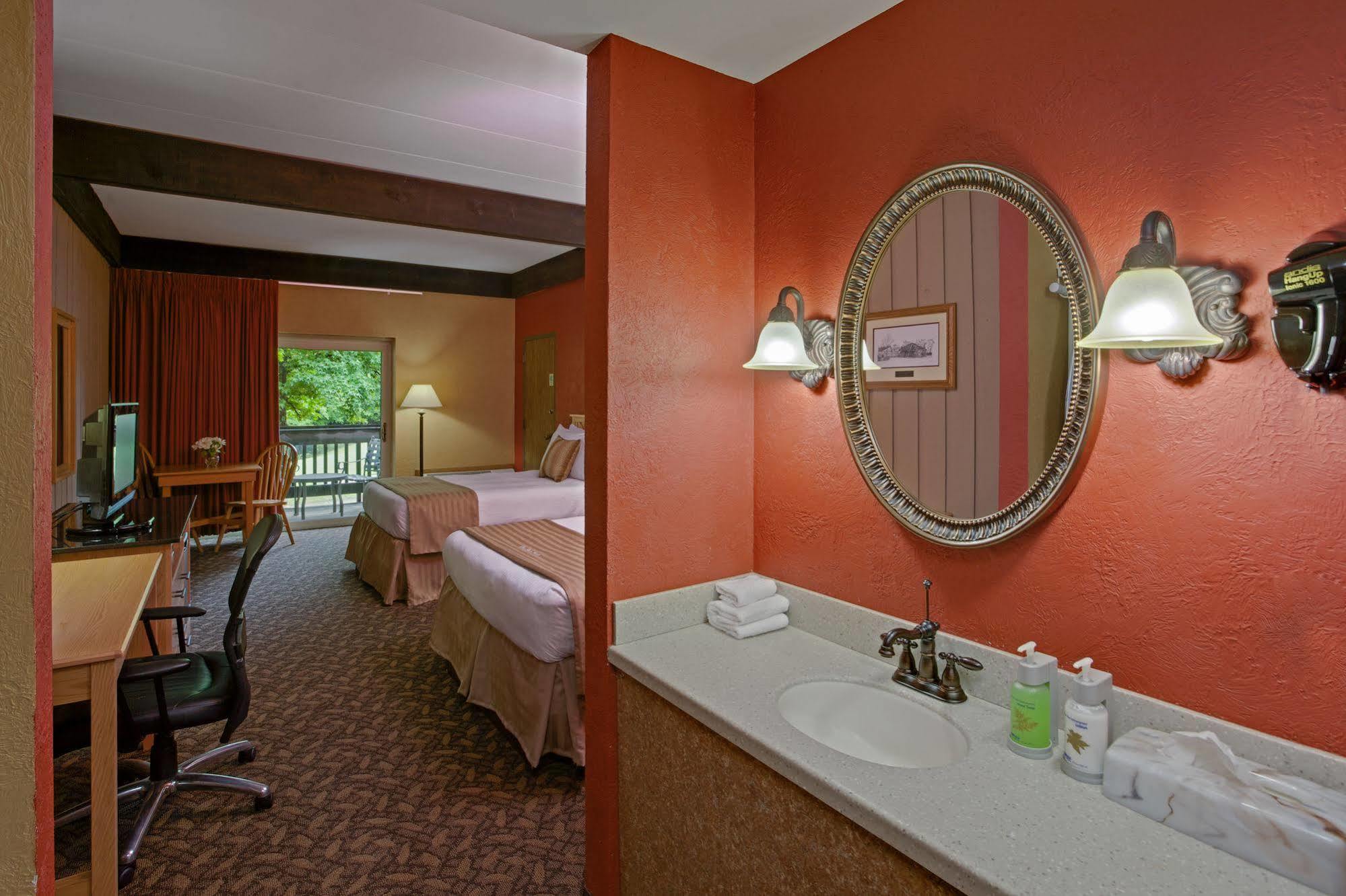 Mohican Lodge And Conference Center Perrysville 외부 사진