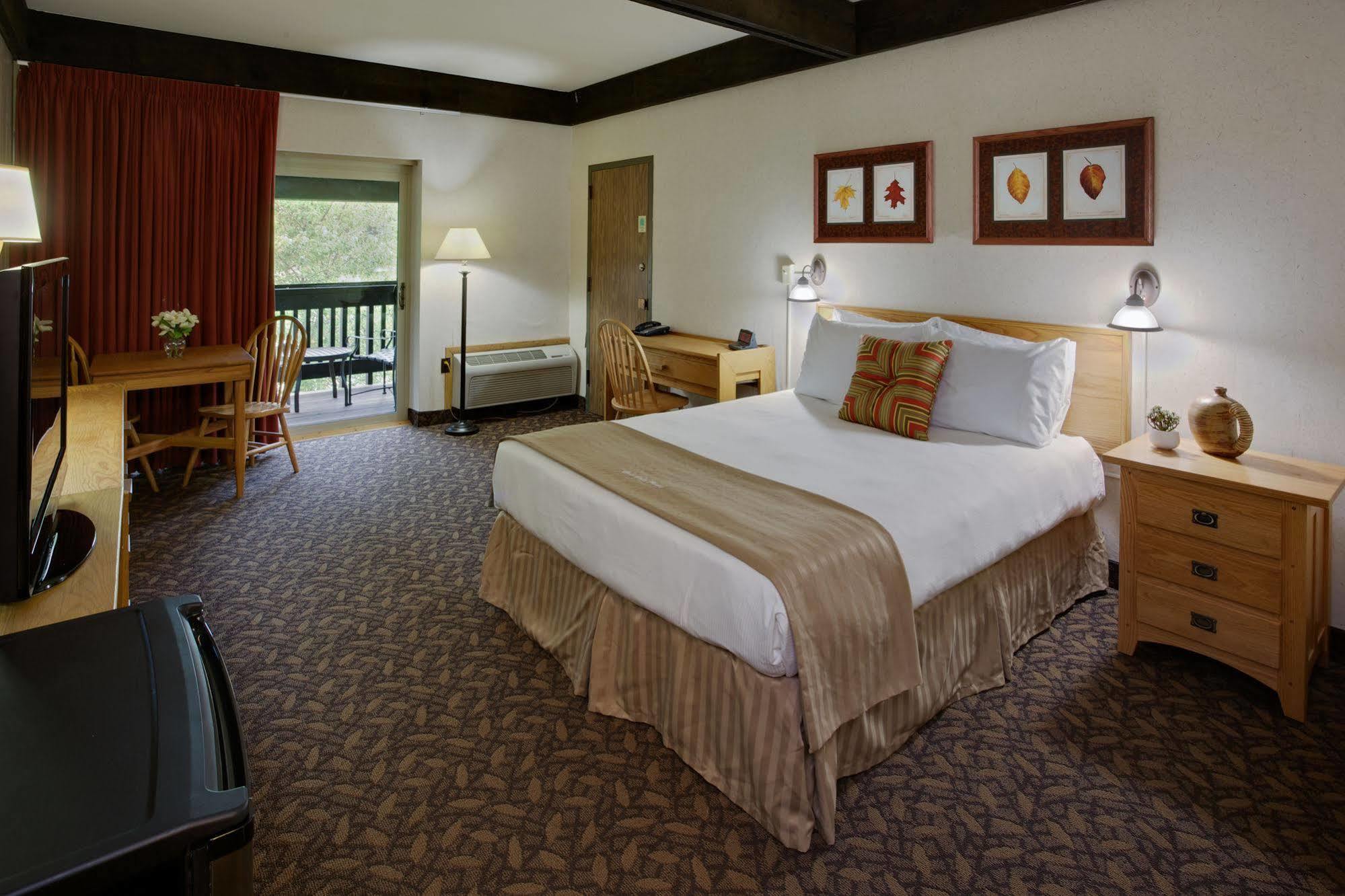 Mohican Lodge And Conference Center Perrysville 외부 사진