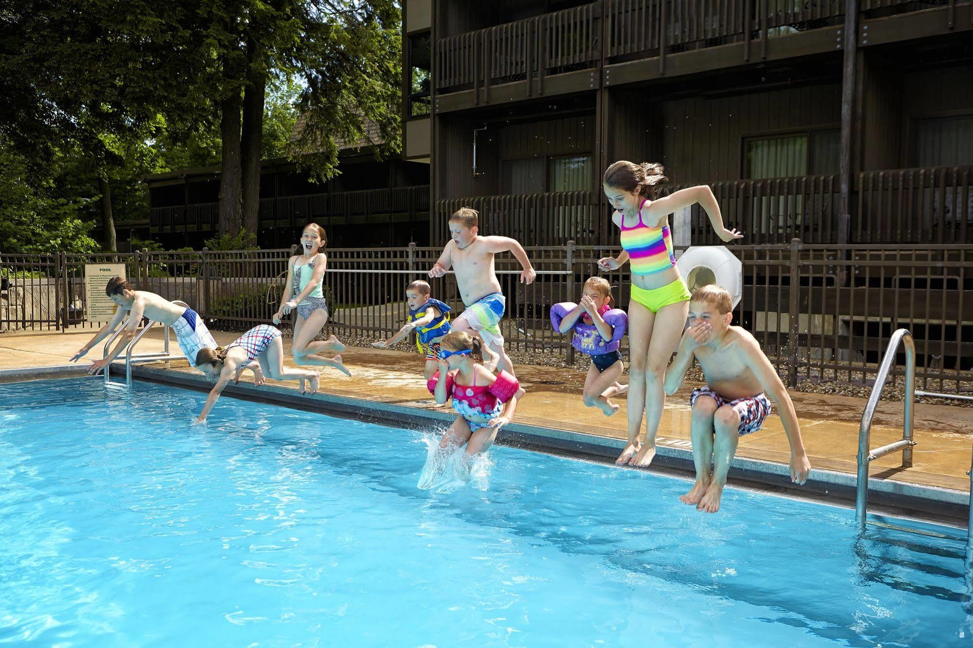 Mohican Lodge And Conference Center Perrysville 외부 사진