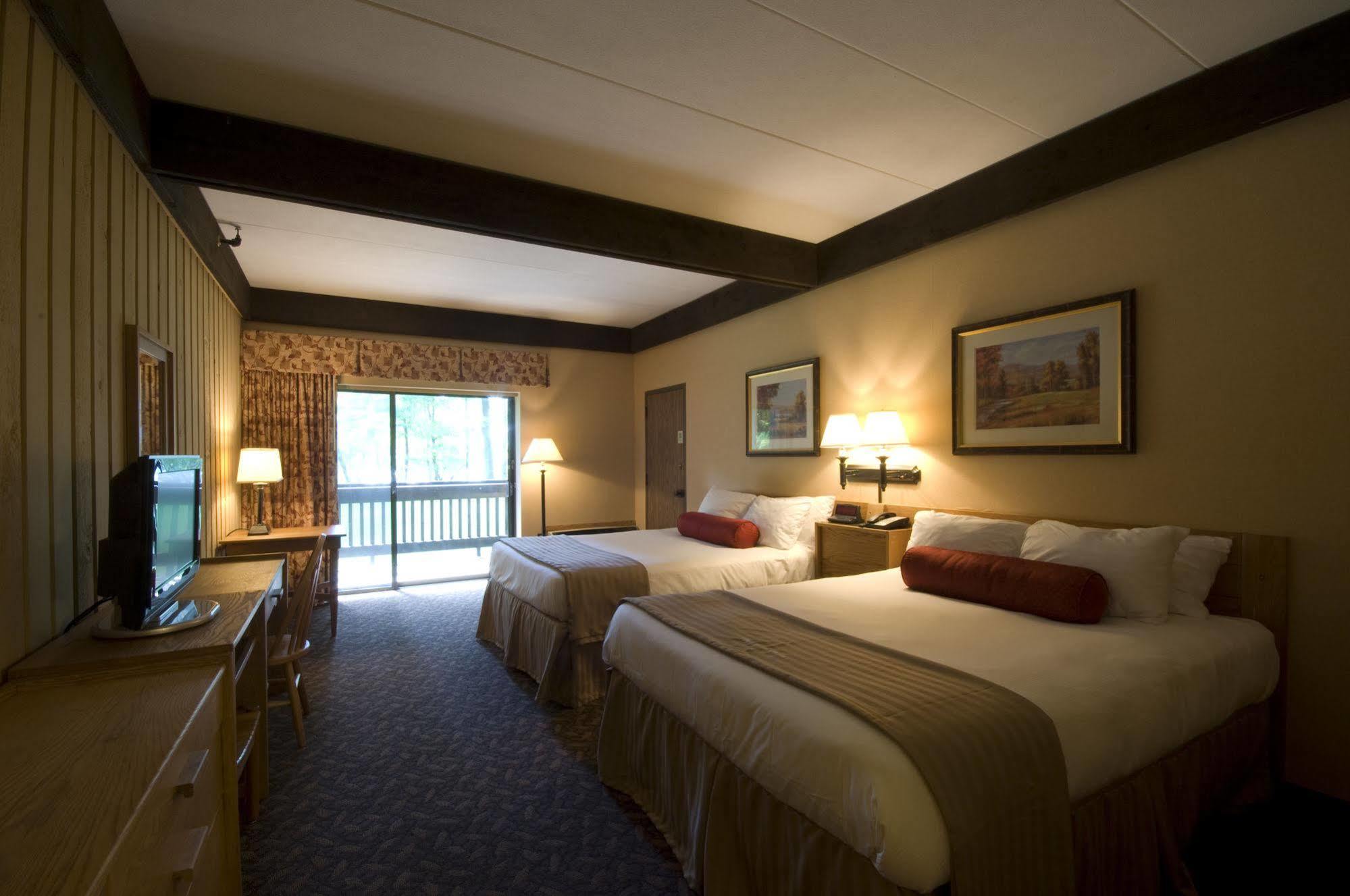 Mohican Lodge And Conference Center Perrysville 외부 사진